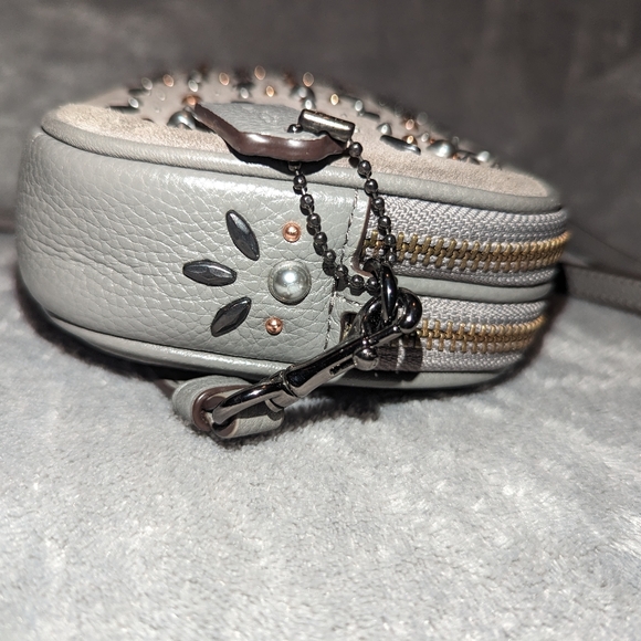 COACH Prairie Rivet Double Zip Suede Crossbody Clutch HEATHER GREY VGUC - Picture 9 of 15